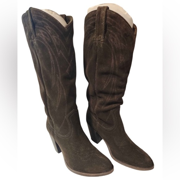 Frye Women’s Suede ‘Llana’ Pull on Boot in ‘Fatigue’ |Size 6.5| - Picture 10 of 13